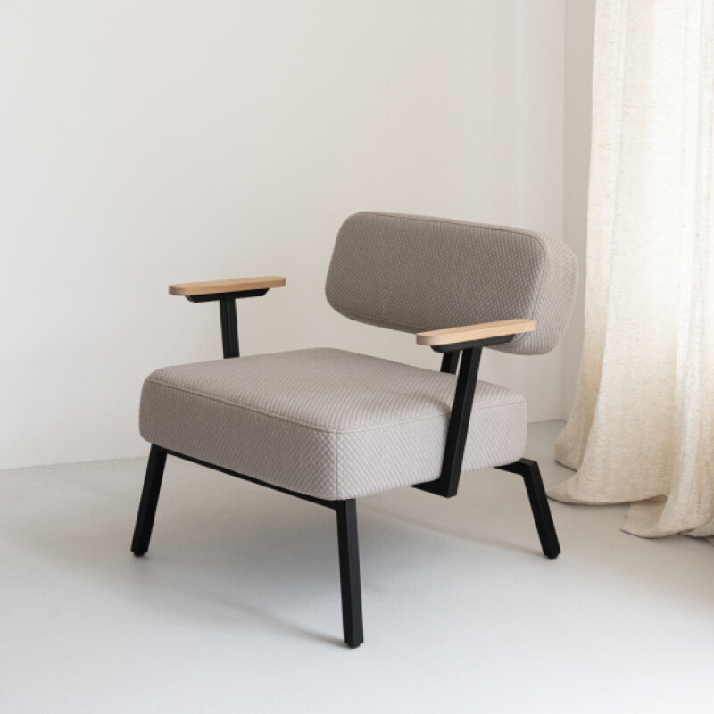 Design modern sofa | Ode lounge chair 1 seater with armrest Black hallingdal65 190 | Studio HENK| 