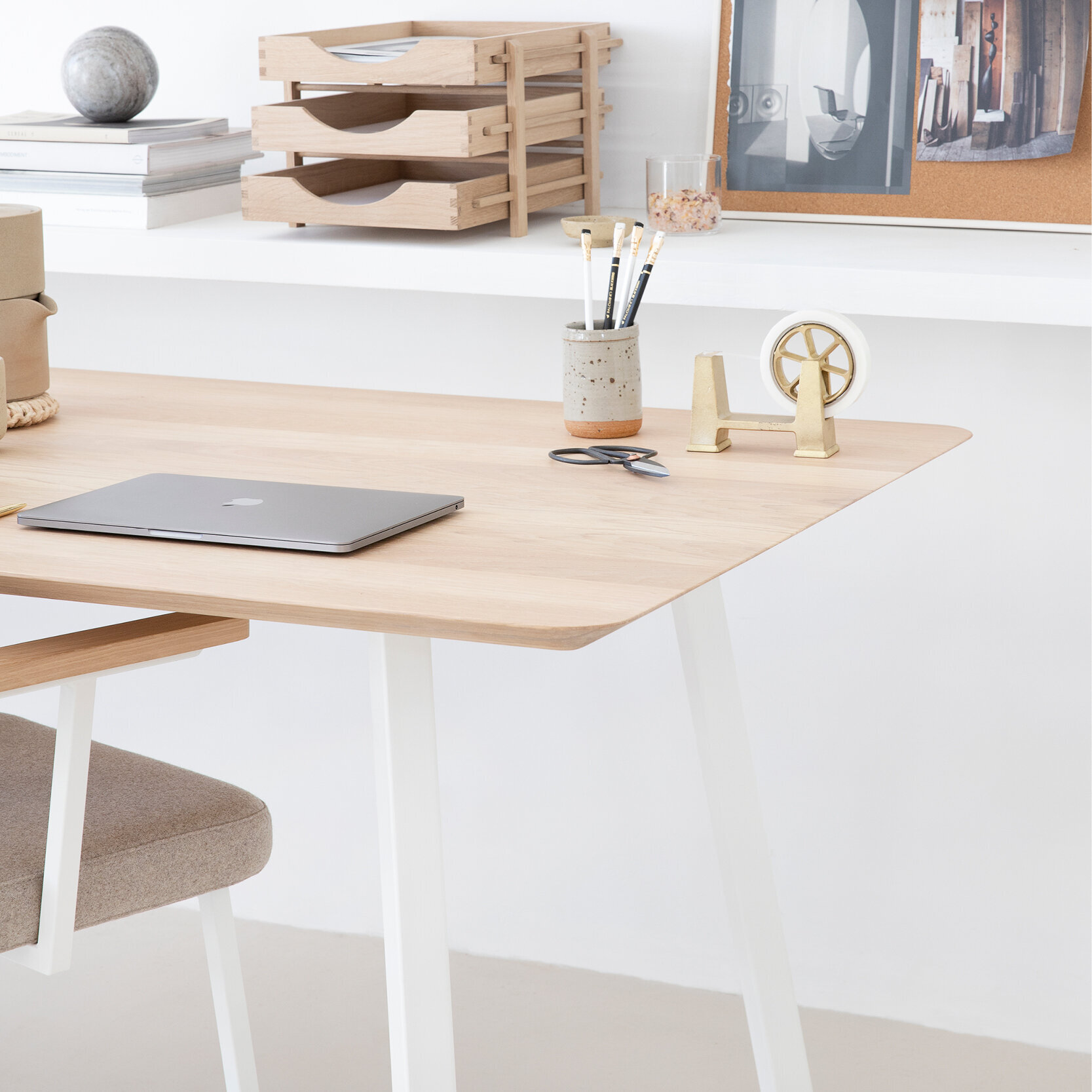Rectangular Design dining table | Slim X-type Home Desk Steel white powdercoating | Oak white lacquer | Studio HENK| 